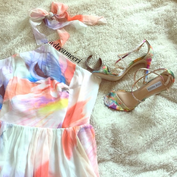 WHBM Chiffon Watercolor Halter Dress - Picture 1 of 7